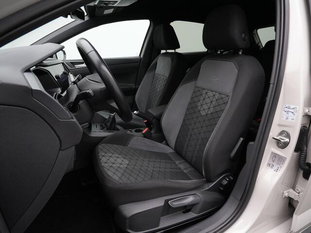 Volkswagen POLO 1.0 TSI 95 pk R-Line | Parkeersensoren voor/achter | Adaptive Cruise | Carplay