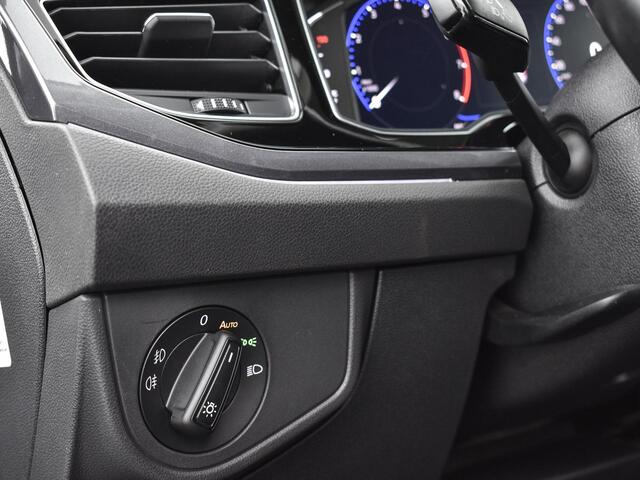Volkswagen POLO 1.0 TSI 95pk Style · Apple/Android Car Play · Navigatie · IQ.Light · P-Sensoren · 16'' Inch · Garantie t/m 22-08-2027 of 100.000km
