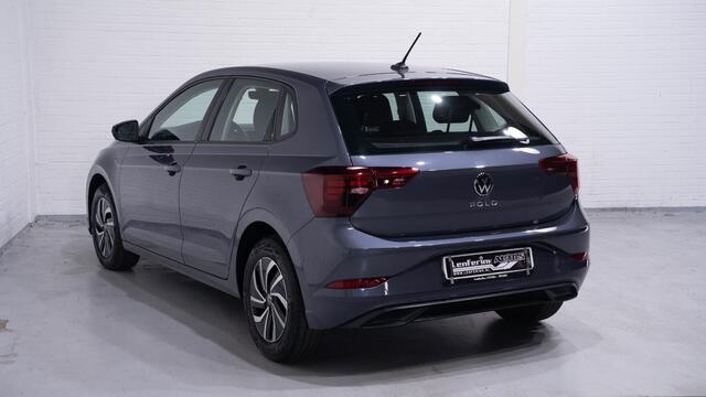 Volkswagen POLO 1.0 TSI Life Business Navigatie NAP 1e Eig. ACC ECC PDC v+a Apple-carplay Camera Digi-cockpit Stoelverwarming Rijklaar!