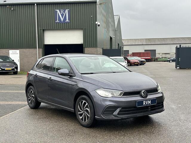 Volkswagen POLO 1.0 TSI Life 95PK | AUTOMAAT | CAMERA | APPLE/ANDROID CARPLAY | PDC VOOR + ACHTER | FABRIEKSGARANTIE TOT 02-2027 |
