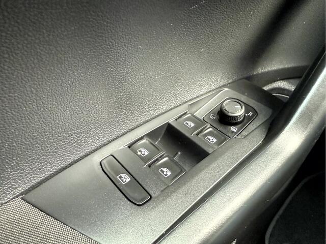 Volkswagen POLO 1.0 MPI Polo Virtual Dash, Android/Carplay, Led, Pdc v+a