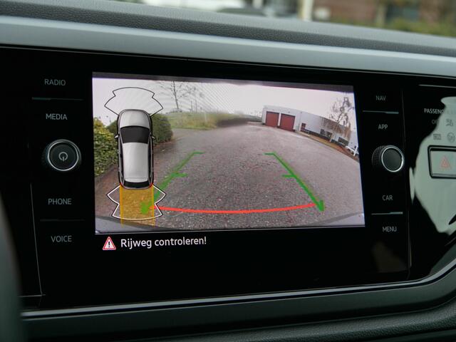 Volkswagen POLO 1.0 TSI 96PK Automaat R-Line Edition | CARPLAY | CAMERA | CRUISE CONTROL |