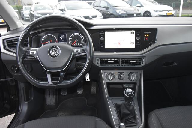 Volkswagen POLO 1.0 TSI Comfortline R-Line , NAVI , LMV16 , PDC V+A , CR CONTR , AIRCO ,