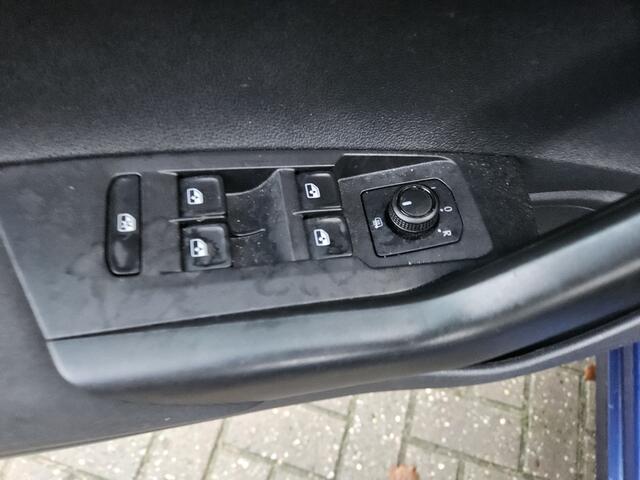 Volkswagen POLO 1.0 MPI Beats