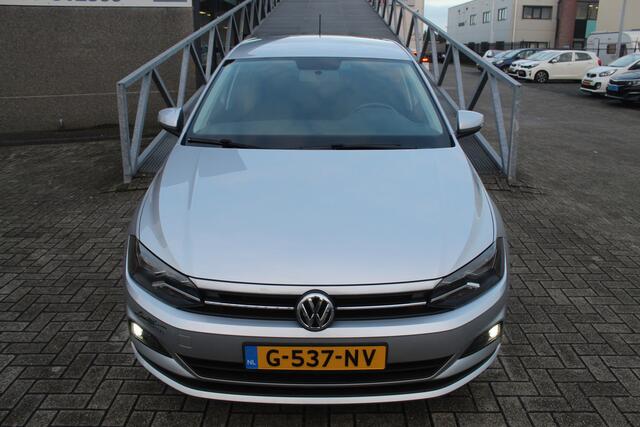 Volkswagen POLO 1.0 TSI Airco/Apple carplay/Licht metalen velgen/Privacy Glass