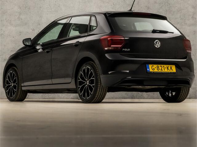 Volkswagen POLO 1.0 TSI Sportline (APPLE CARPLAY, GROOT NAVI, CLIMATE, CAMERA, SPORTSTOELEN, LM VELGEN, ADAPTIVE CRUISE, MODE KNOP, PARKEER ASSISTENT, PARKEERSENSOREN, NIEUWSTAAT)