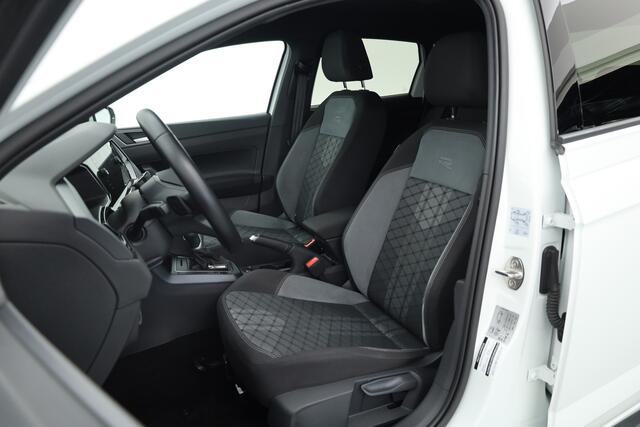 Volkswagen POLO 1.0 TSI R-Line DSG | Adapt. Cruise | Apple CarPlay & Android Auto | Trekhaak | Navi | 17"