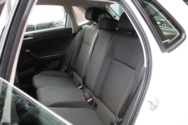 Volkswagen POLO 1.0 TSI Comfortline | PDC-V/A | AIRCO | DAB-RADIO | NAVIGATIE | ELEK-RAMEN | CARPLAY | CPV |