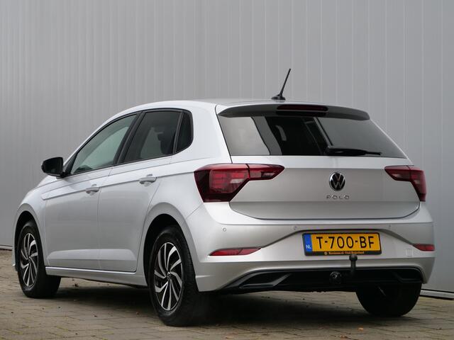 Volkswagen POLO 1.0 TSI Life 96 Pk Automaat Navigatie / Apple Carplay / PDC / Trekhaak