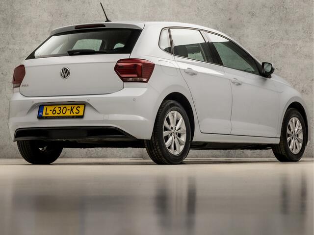 Volkswagen POLO 1.0 TSI Sportline (STOELVERWARMING, CRUISE, PARKEERSENSOREN, SPORTSTOELEN, LM VELGEN, ELEK PAKKET, NIEUWSTAAT)