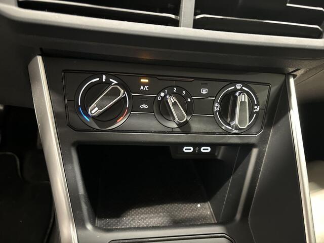 Volkswagen POLO 1.0 TSI 95pk Life · Apple/Android Car Play · Airco · P-Sensoren · DAB · Getint Glas · 15'' Inch · Garantie t/m 04-09-2027 of 100.000km