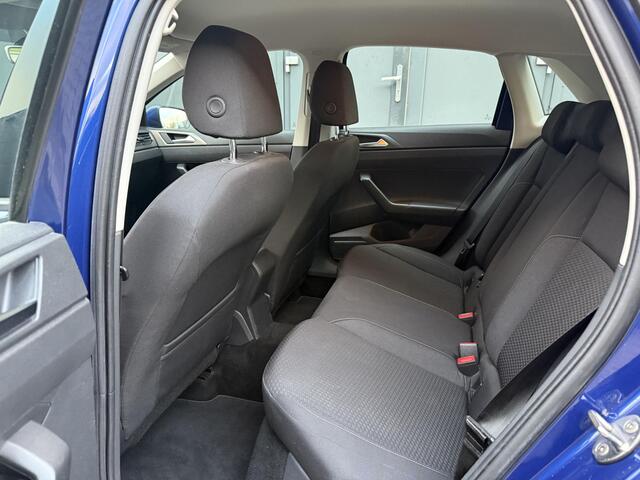 Volkswagen POLO 1.0 TSI Beats / Trekhaak / Stoelverwarming / Navigatie / Cruise Control / Bluetooth /