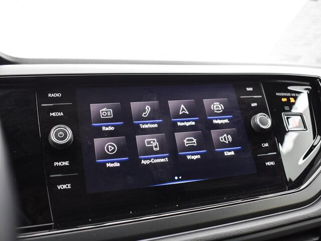 Volkswagen POLO 1.0 TSI 95pk DSG R-Line · Apple/Android Car Play · Navigatie · P-Sensoren · ACC · Climatronic · 16'' Inch · Garantie t/m 10-01-2027 of 100.000km