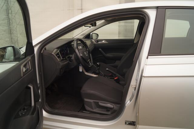 Volkswagen POLO 1.0 TSI Comfortline Business -ECC-PDC-NAVI-ACC-