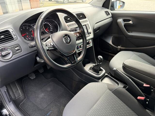 Volkswagen POLO 1.0 BlueMotion | Parkeer sensoren | Camera | Climate | lichtmetaal |