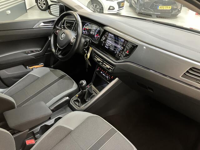 Volkswagen POLO 1.0 TSI HIGHLENE/PDC/ADAPTIVE CR/CLIMA/CARPLAY/NAVI/ENZ