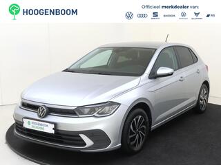 volkswagen-polo-life--'app-connect