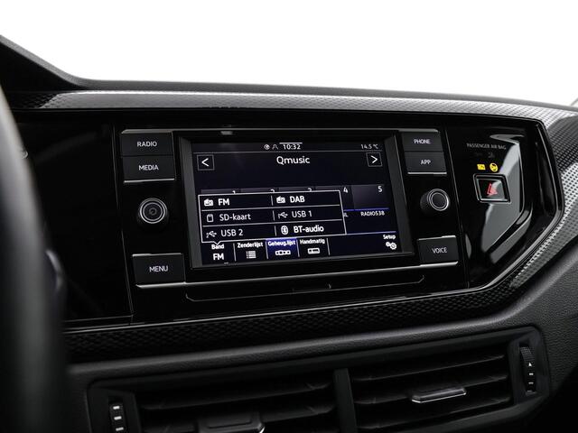 Volkswagen POLO 1.0 TSI 95pk Life · Apple/Android Car Play · P-Sensoren · DAB · Getint Glas · Airco · 15'' Inch · Garantie t/m 16-10-2027 of 100.000km