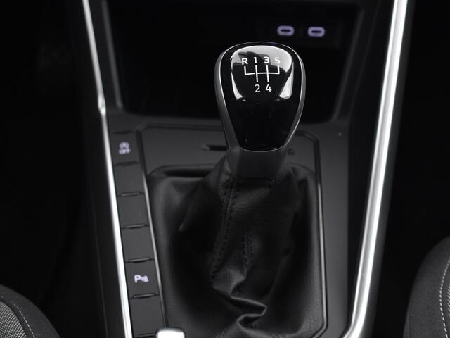 Volkswagen POLO 1.0 TSI 95pk Life Business · Apple/Android Car Play · Navigatie · Alarm · Stoelverwarming · Climatronic · 15'' Inch · Garantie t/m 30-06-2027 of 100.000km