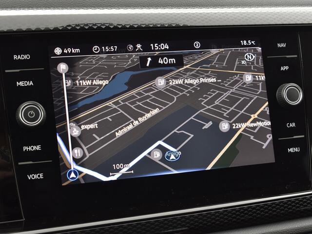 Volkswagen POLO 1.0 TSI 95pk Life Business · Apple/Android Car Play · Navigatie · Alarm · Stoelverwarming · Climatronic · 15'' Inch · Garantie t/m 30-06-2027 of 100.000km