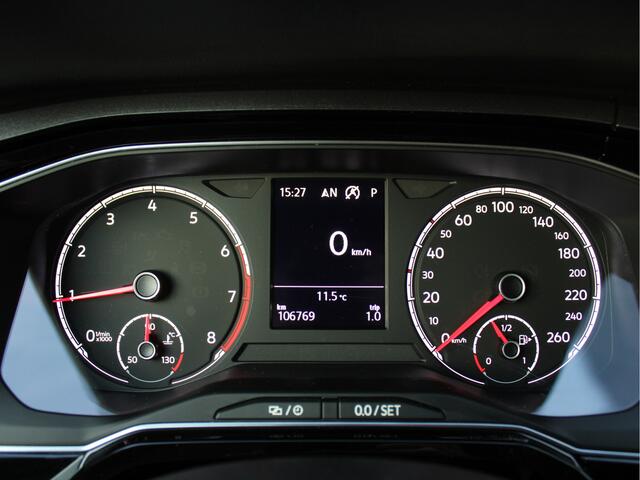 Volkswagen POLO 1.0 TSI Automaat Highline Business R /NAVI/PDC/ACC/16'LM/Drive select/LED/DAB+/Apple carplay/Donker glas/NAP! 1e eig!