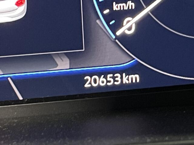 Volkswagen POLO 1.0 TSI R-Line / AUTOMAAT/ PANO/ STOEL VERWARM./ PARK.SENSOREN V+A/ CAMERA/ KEYLESS/ RIJ-MODI/ IQ-LIGHT/ ACC/ APP-CONNECT/ DIGITAL DASH/ NAVI/ DAB/ CLIMA/ ISOFIX/ 17'' LMV