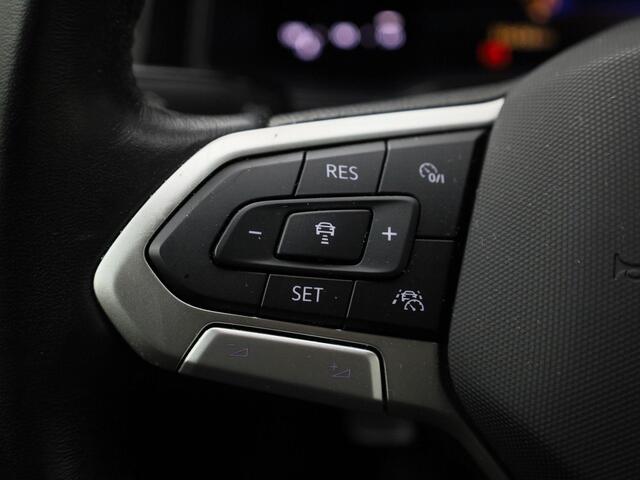 Volkswagen POLO 1.0TSI/95PK Life · Apple/Android Car play · Parkeersensoren · Airco