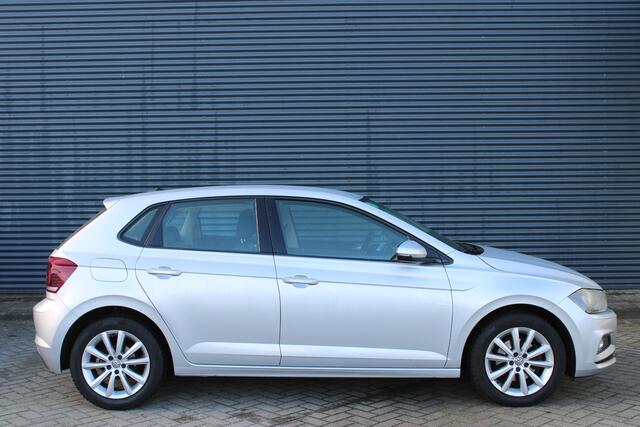 Volkswagen POLO 1.0 TSI Highline 116PK 6-BAK Clima Adap-Cruise Afneembare Trekhaak NAP