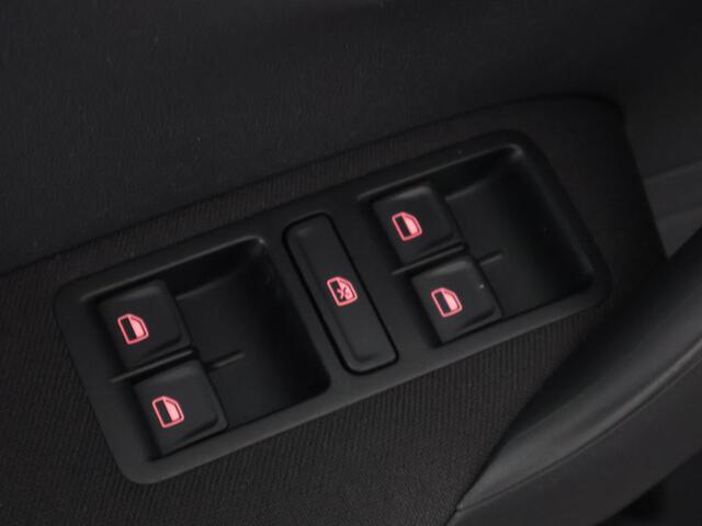 Volkswagen POLO 1.0 Comfortline Business | Airco | Multimediascherm | Privacy Glass | Elektrische ramen |