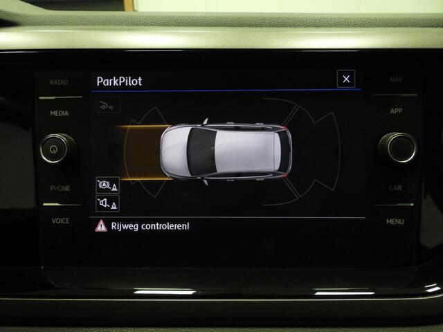 Volkswagen POLO 1.0 TSI Comfortline Business NAVI/CLIMA/CAMERA/17"LMV!