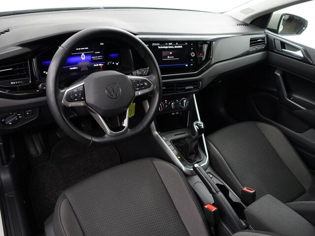 Volkswagen POLO 1.0 TSI Life Advanced- Nieuw Model, Virtual Cockpit, Camera, Carplay, Android Auto, Privacy Glass