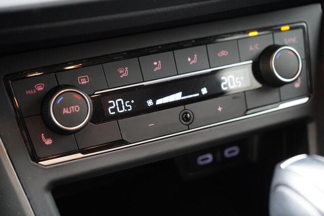 Volkswagen POLO 1.0 TSi 95pk Comfortline 5-drs | Stoelverwarming | Climate control | Adaptive cruise | Apple Carplay