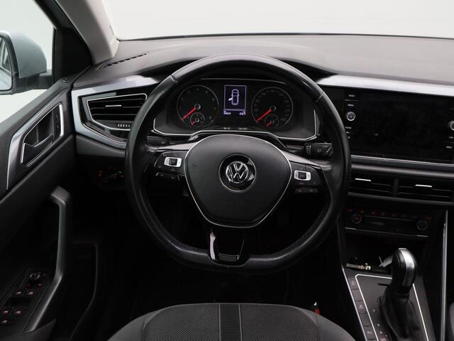 Volkswagen POLO 1.0 TSi Automaat Highline | Panoramadak | Adaptive Cruise | Climate Control | Parkeersensoren | Trekhaak | Carplay | 16 Inch | 69.834 Km!!