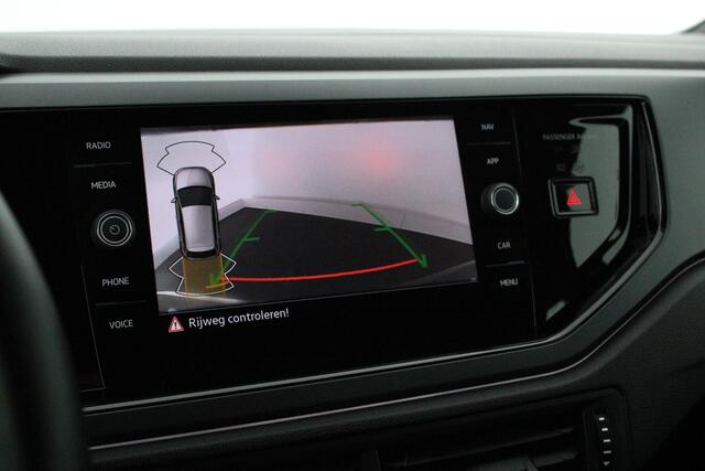 Volkswagen POLO 1.0 TSI 95pk DSG R-Line Camera Stoelverwarming Virtual Cockpit Navigatie