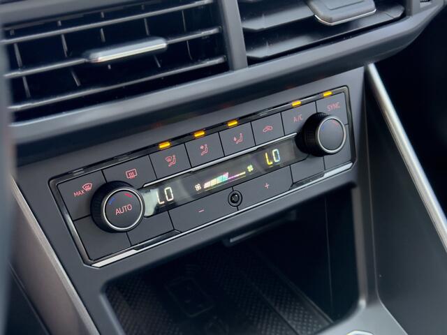 Volkswagen POLO 1.0 TSI R-LINE 57D.KM!! NAVI CAMERA AIRCO APPLE-CARPLAY LED LMV PDC