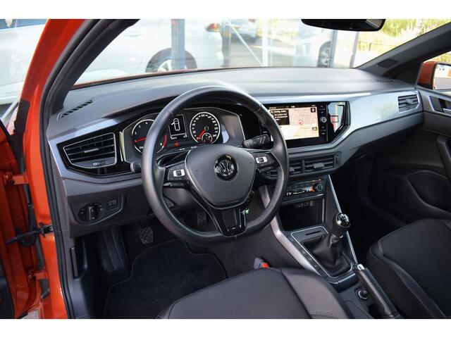 Volkswagen POLO 1.0 TSI Highline Business R | Apple CarPlay | Half Leer | Sportstoelen | Senoren