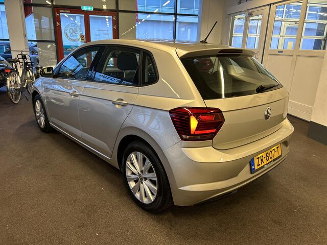 Volkswagen POLO 1.0 TSI Highline Automaat | Adaptieve cruise control | Climate control | Adaptieve rijmodus | Nederlands geleverd | Dealer onderhouden