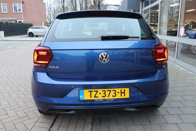 Volkswagen POLO 1.0 TSI Comfortline. Navigatie, Nederlandse auto, eerste eigenaar.