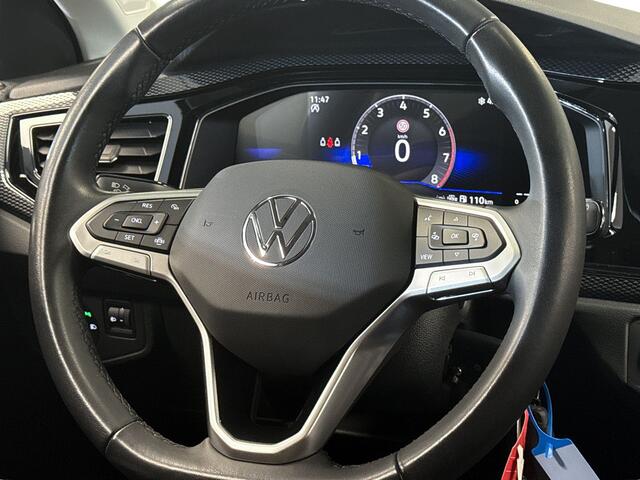 Volkswagen POLO 1.0 95pk TSI Life Edition Velgen 'Essex', 15 inch lichtmetaal in zwart | Licht en Zicht Pakket | Voorstoelen verwarmbaar