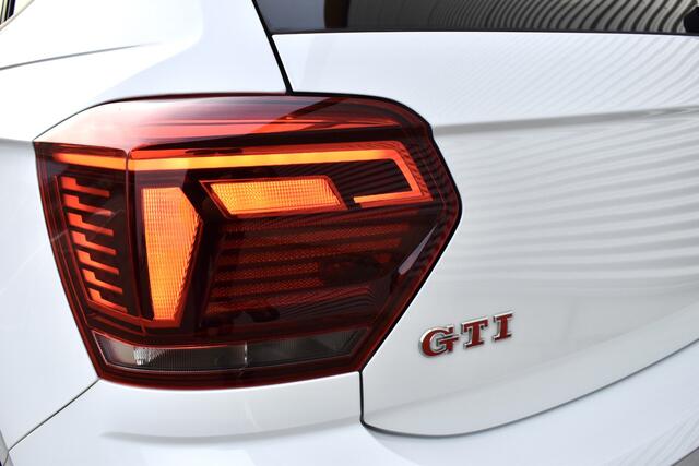 Volkswagen POLO 2.0 TSI GTI 200pk Pano | Apple-Carplay | Dsg