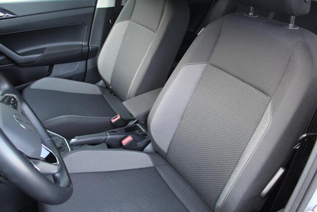 Volkswagen POLO 1.0 TSI Life Edition Autom. I NAVI I APPLE CAR I CRUISE I