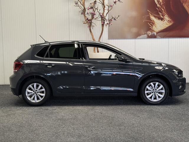 Volkswagen POLO 1.0 TSI HIGHLINE NAVIGATIE CRUISE CONTROL CLIMATE CONTROL STOELVERWARMING BLUETOOTH TELEFOON VERMOEIDHEID HERKENNING ZEER MOOI !! 3010