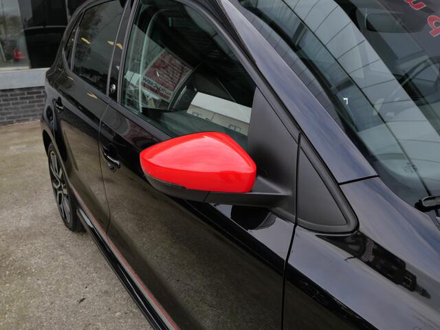 Volkswagen POLO 1.2 TSI BEATS R-LINE | CRUISE | NAVIGATIE | LED | ALCANTARA | GAAF!!