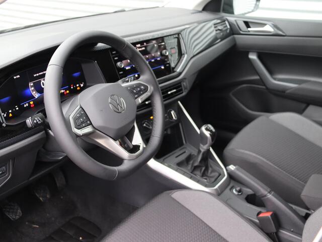 Volkswagen POLO Life Edition 1.0 70 kW / 95 pk TSI Hatchback 5 ver sn. Hand | Multimedia pakket |