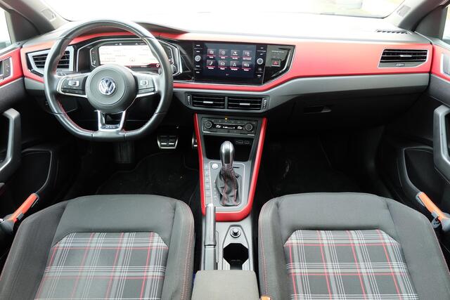 Volkswagen POLO 2.0 TSI GTI / Pano / Beats / Camera / CarPlay