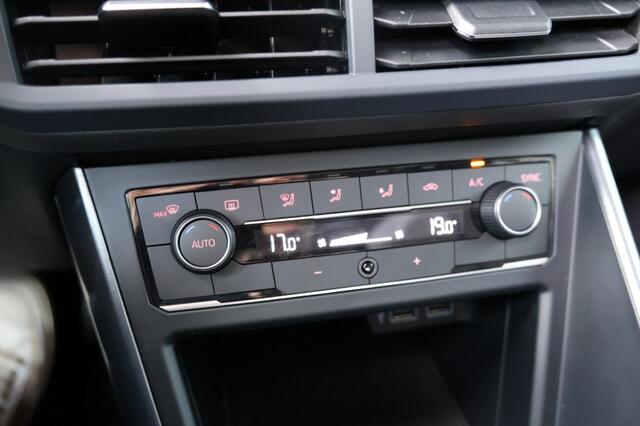 Volkswagen POLO 1.0 TSI HIGHL *R-Line*PANO*CLIMA*CARPLAY