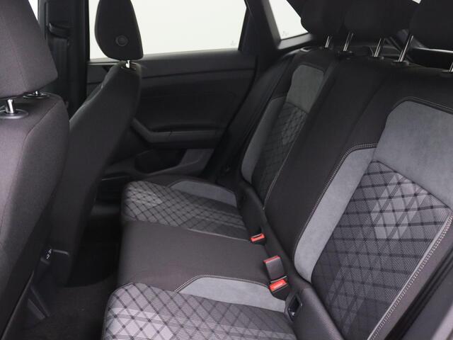 Volkswagen POLO 1.0 TSI R-Line Edition 95PK DSG Pano-Schuifdak, Keyless, Matrix LED-Verlichting, Side Assist, Adaptieve Cruise Control, Achteruitrijcamera, 17" LM Velgen, Navi via Apple Carplay/Android Auto