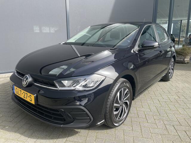 Volkswagen POLO 1.0 MPI Polo Airco - Apple carplay - Cruise control - Parkeersensoren - Licht metalen velgen 15 inch - Stuur multifunctioneel - Radio - Start/stop systeem - Elektrische ramen - Led verlichting - Stoffen b