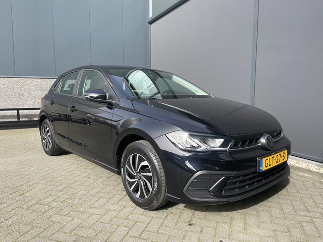 Volkswagen POLO 1.0 MPI Polo Airco - Apple carplay - Cruise control - Parkeersensoren - Licht metalen velgen 15 inch - Stuur multifunctioneel - Radio - Start/stop systeem - Elektrische ramen - Led verlichting - Stoffen b