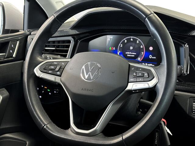 Volkswagen POLO 1.0 95pk TSI Life Edition Achteruitrijcamera (Rear View) | Velgen 'Essex', 15 inch lichtmetaal | 'App-Connect' smartphone integratie